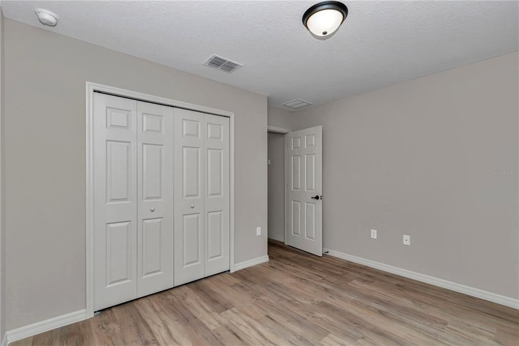 For Sale: $289,900 (4 beds, 2 baths, 1747 Square Feet)