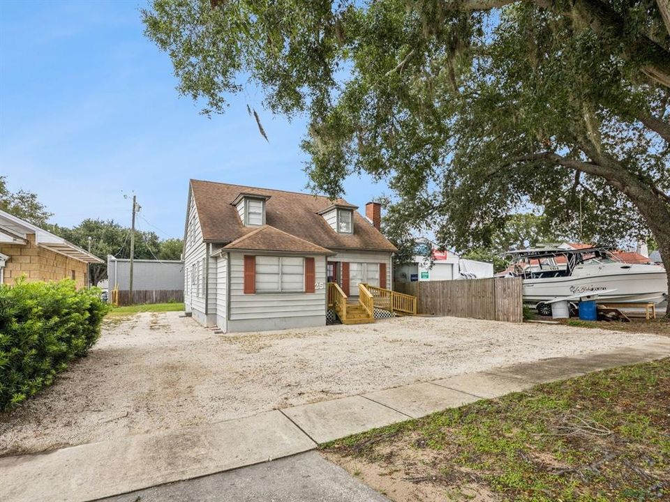 For Sale: $350,000 (0 beds, 0 baths, 1848 Square Feet)