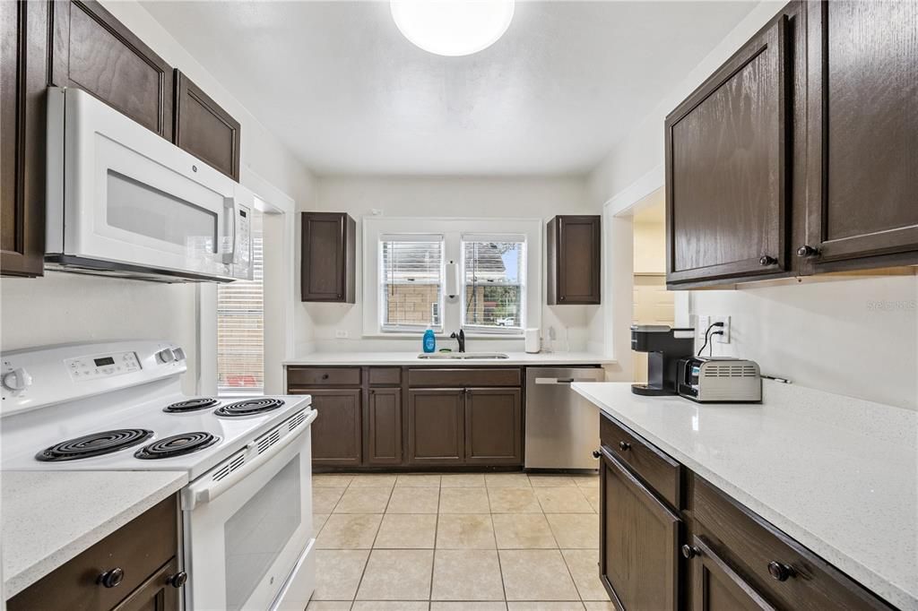 For Sale: $350,000 (0 beds, 0 baths, 1848 Square Feet)