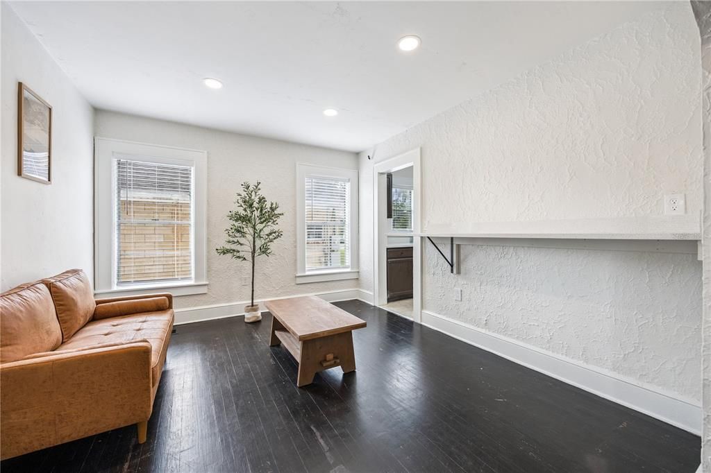 For Sale: $350,000 (0 beds, 0 baths, 1848 Square Feet)