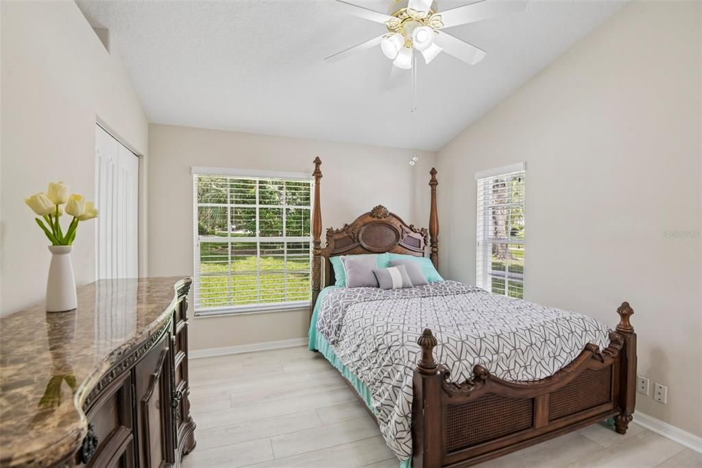 For Sale: $1,399,999 (5 beds, 4 baths, 3245 Square Feet)