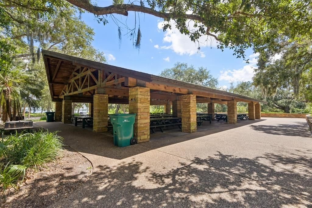 For Sale: $1,399,999 (5 beds, 4 baths, 3245 Square Feet)