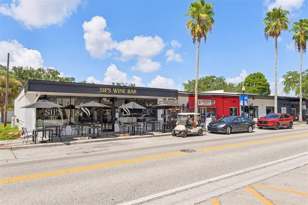 For Sale: $1,399,999 (5 beds, 4 baths, 3245 Square Feet)