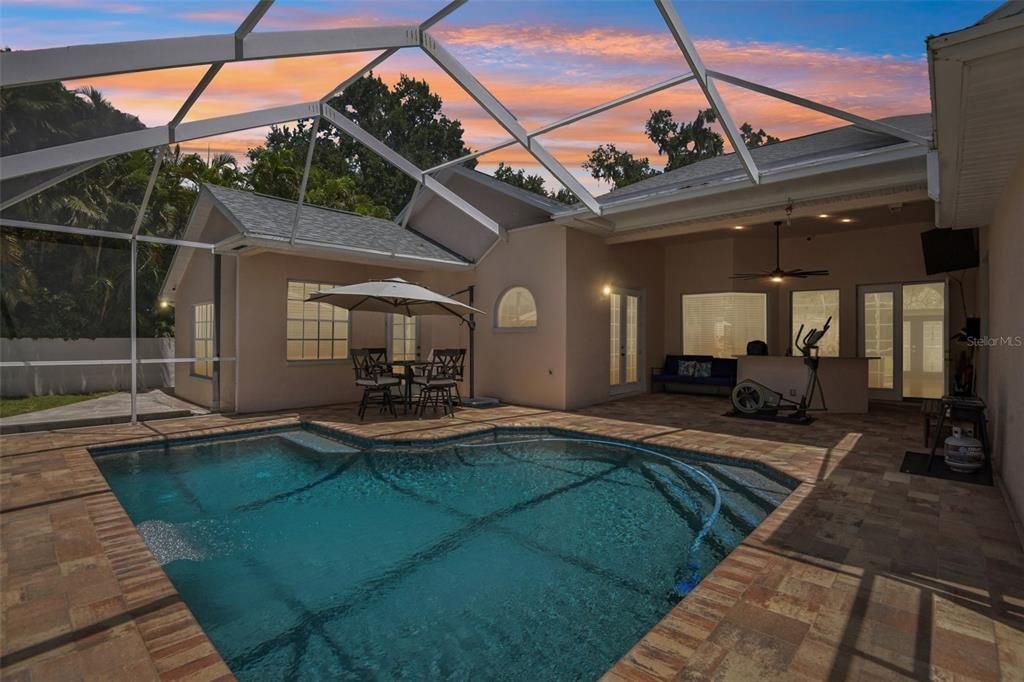 For Sale: $1,399,999 (5 beds, 4 baths, 3245 Square Feet)