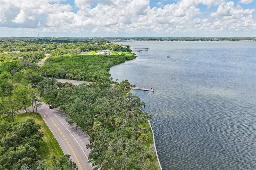 For Sale: $1,399,999 (5 beds, 4 baths, 3245 Square Feet)
