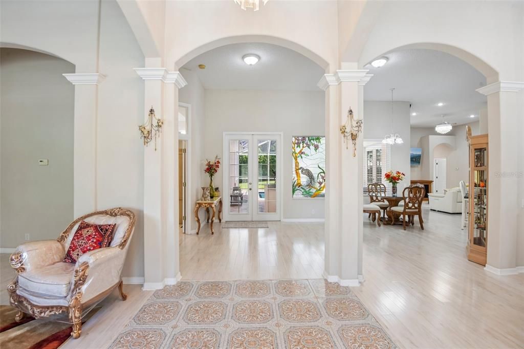 For Sale: $1,399,999 (5 beds, 4 baths, 3245 Square Feet)