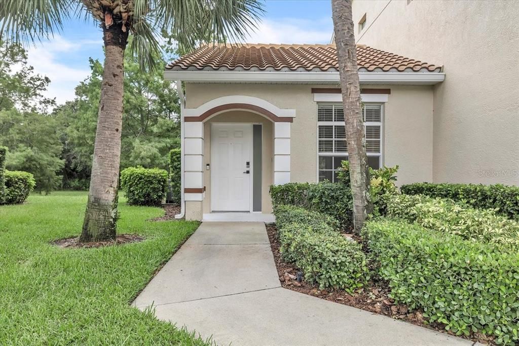 For Sale: $274,900 (2 beds, 2 baths, 1320 Square Feet)