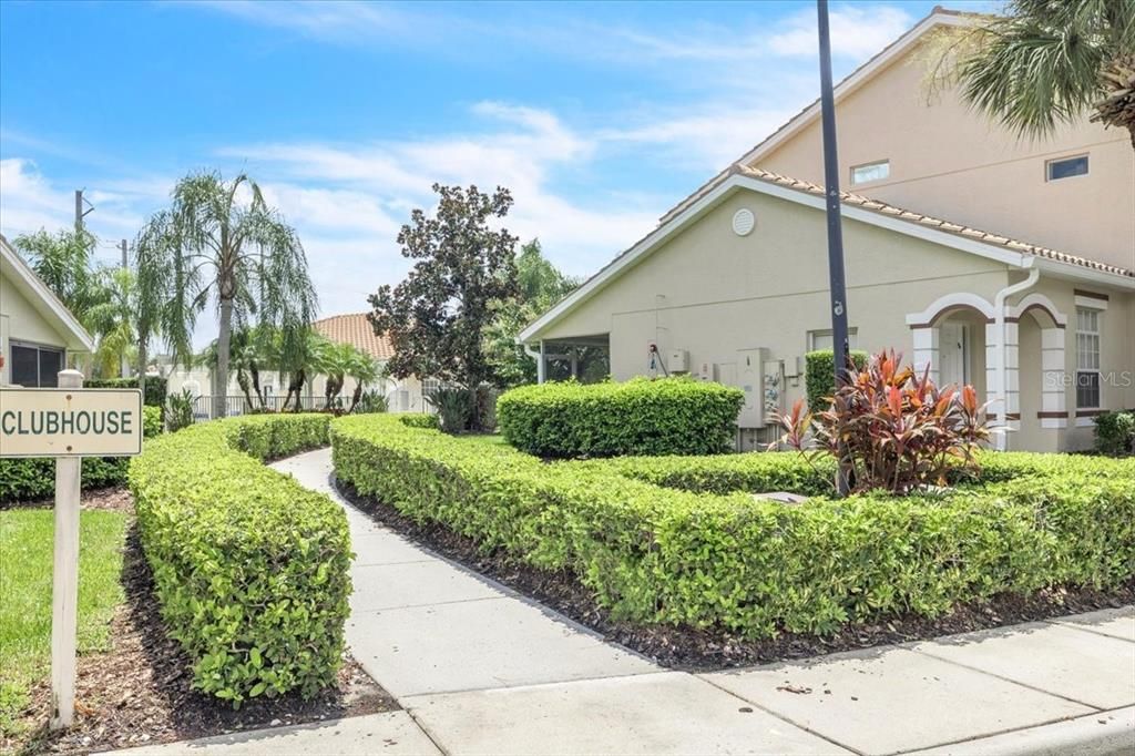 For Sale: $274,900 (2 beds, 2 baths, 1320 Square Feet)