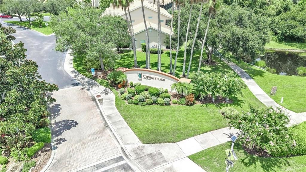 For Sale: $274,900 (2 beds, 2 baths, 1320 Square Feet)