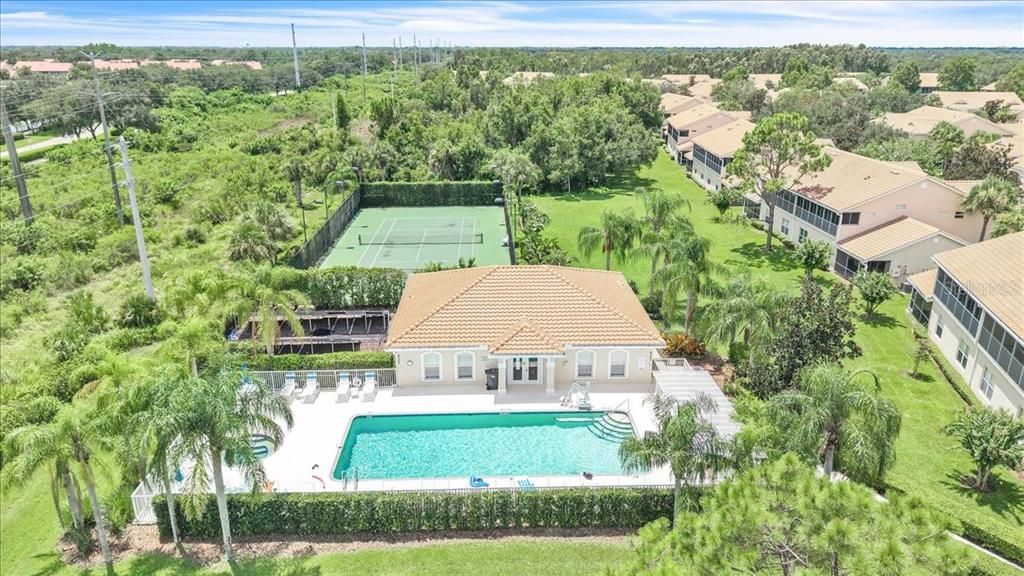 For Sale: $274,900 (2 beds, 2 baths, 1320 Square Feet)