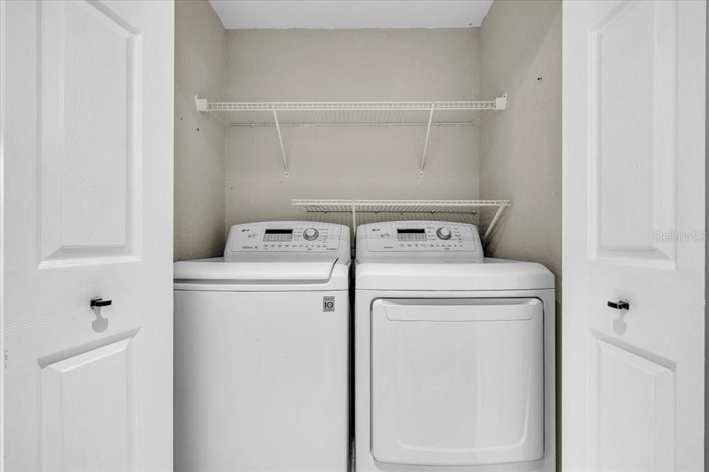 For Sale: $274,900 (2 beds, 2 baths, 1320 Square Feet)
