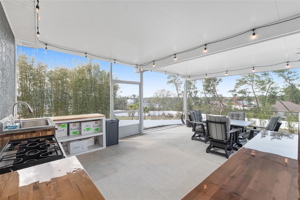 En Venta: $449,900 (4 camas, 2 baños, 2259 Pies cuadrados)