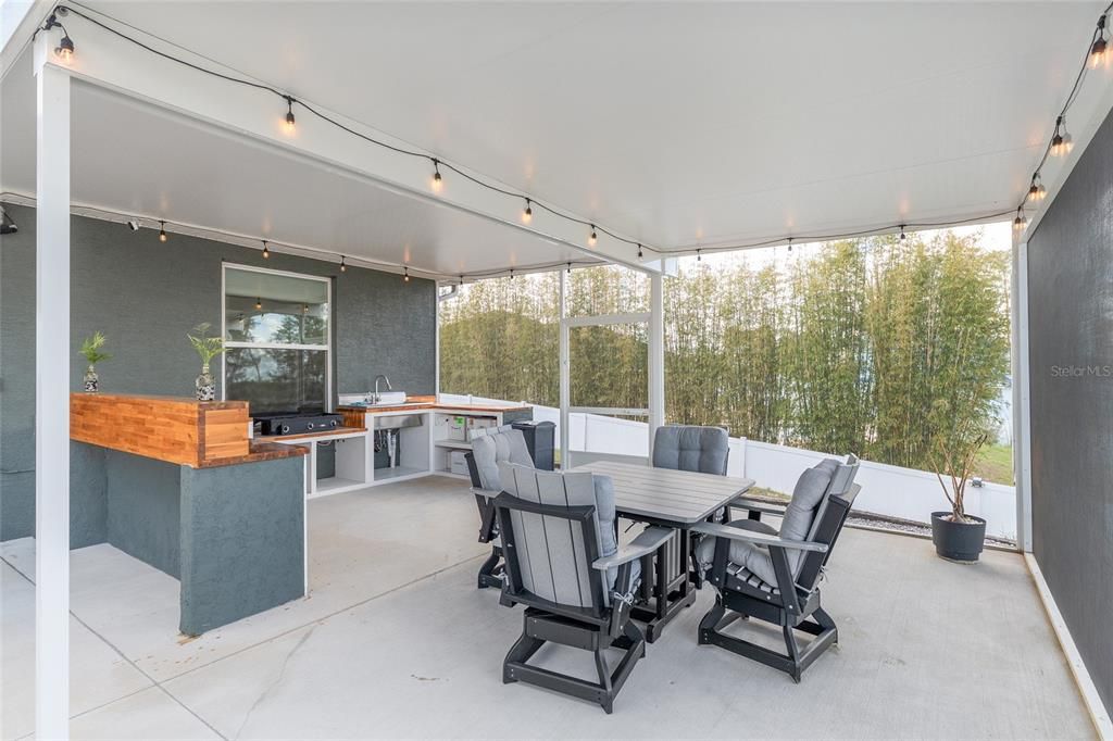 En Venta: $449,900 (4 camas, 2 baños, 2259 Pies cuadrados)