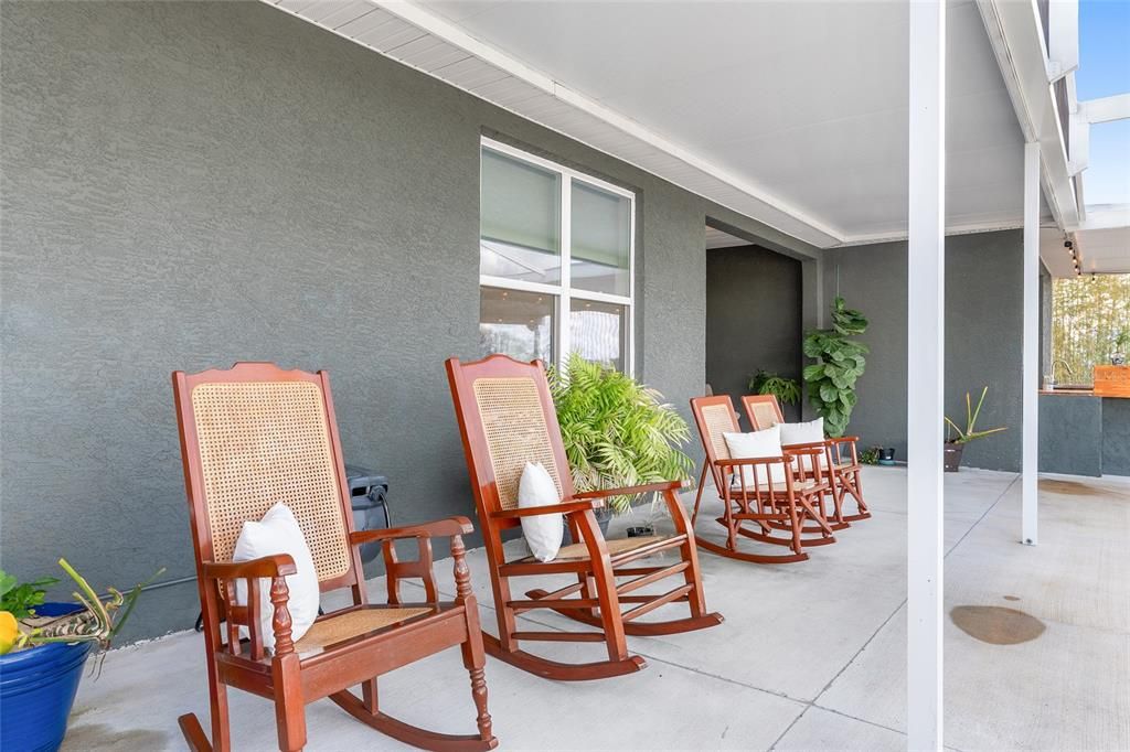 En Venta: $449,900 (4 camas, 2 baños, 2259 Pies cuadrados)