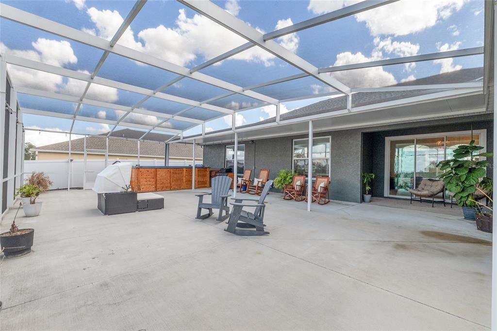 En Venta: $449,900 (4 camas, 2 baños, 2259 Pies cuadrados)
