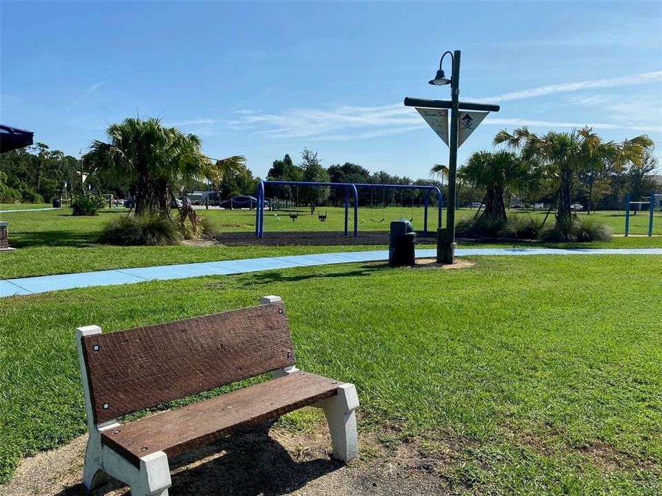 For Rent: $1,625 (2 beds, 1 baths, 896 Square Feet)