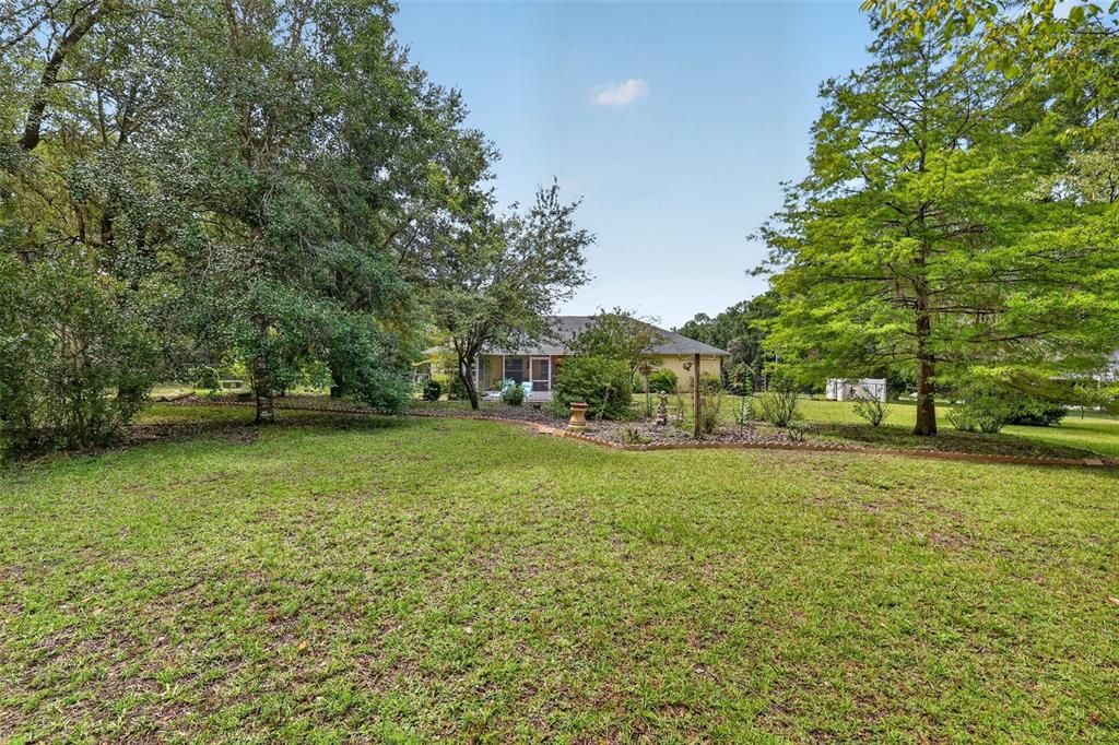 En Venta: $395,000 (3 camas, 2 baños, 2026 Pies cuadrados)