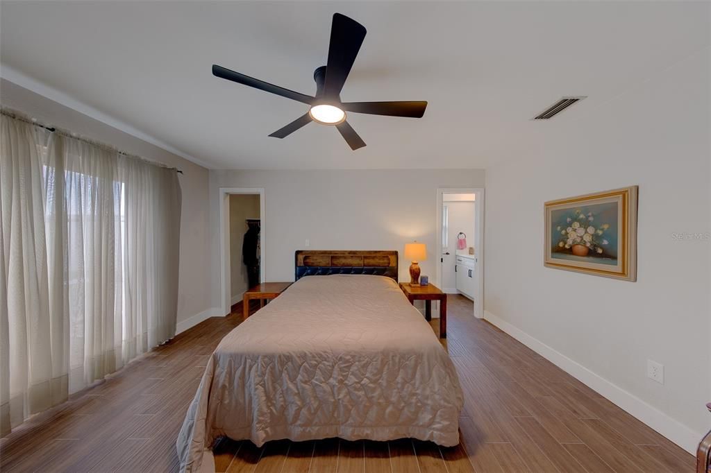 В аренду: $3,600 (3 спален, 2 ванн, 1742 Квадратных фут)
