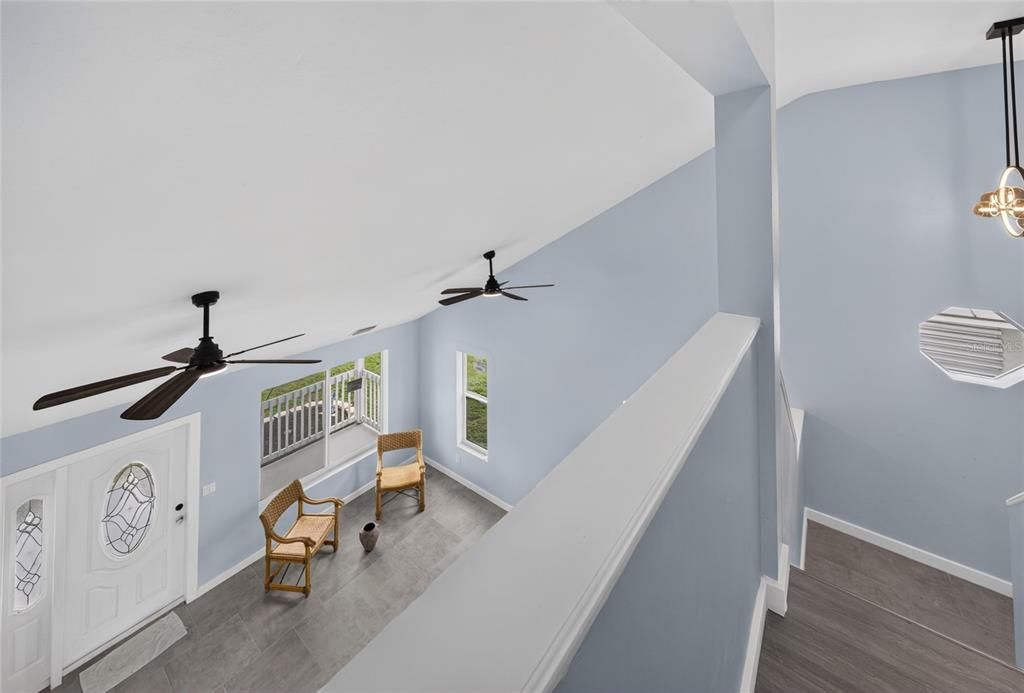 For Sale: $349,900 (3 beds, 2 baths, 1971 Square Feet)