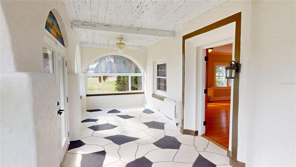 En Venta: $1,665,000 (4 camas, 3 baños, 2968 Pies cuadrados)