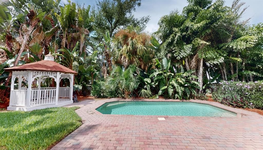 En Venta: $1,665,000 (4 camas, 3 baños, 2968 Pies cuadrados)