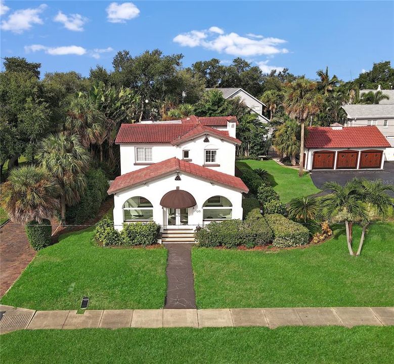 En Venta: $1,665,000 (4 camas, 3 baños, 2968 Pies cuadrados)