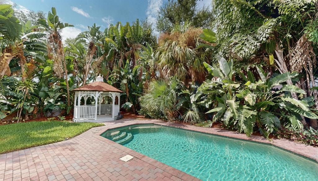 En Venta: $1,665,000 (4 camas, 3 baños, 2968 Pies cuadrados)