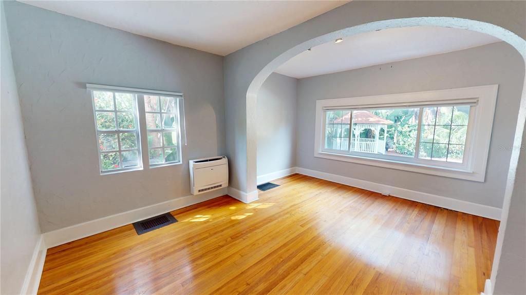 En Venta: $1,665,000 (4 camas, 3 baños, 2968 Pies cuadrados)