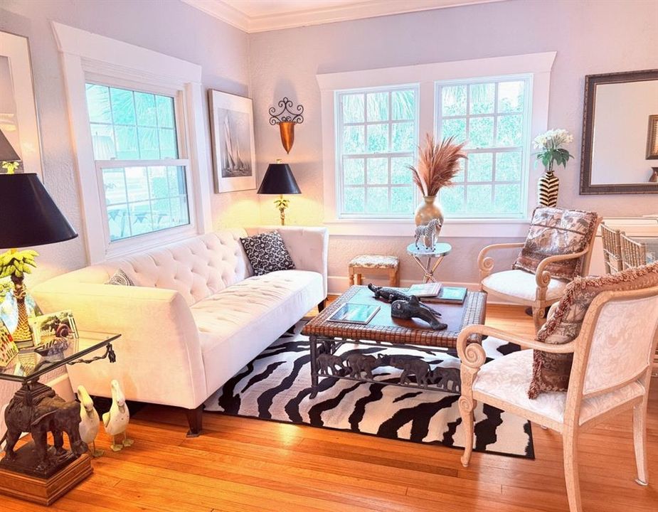En Venta: $1,665,000 (4 camas, 3 baños, 2968 Pies cuadrados)