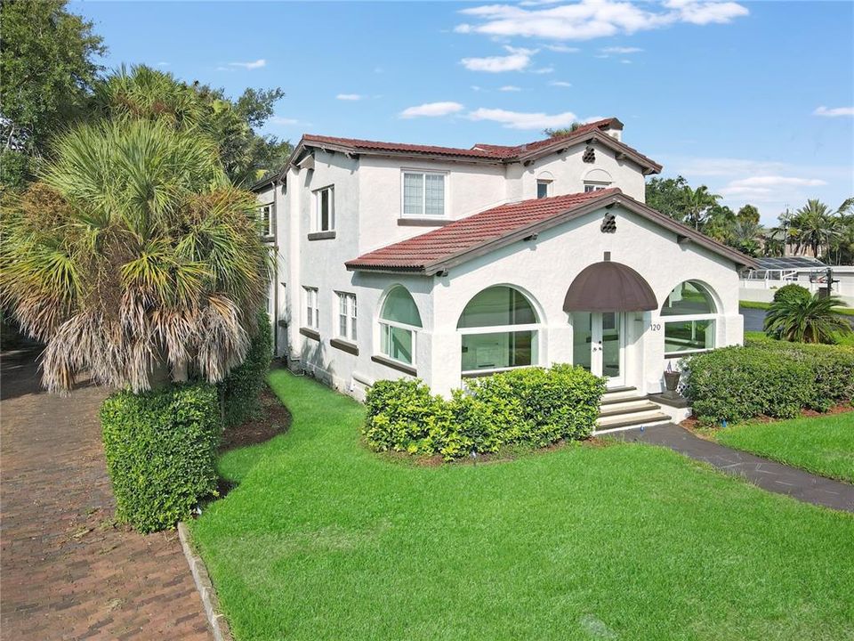 En Venta: $1,665,000 (4 camas, 3 baños, 2968 Pies cuadrados)