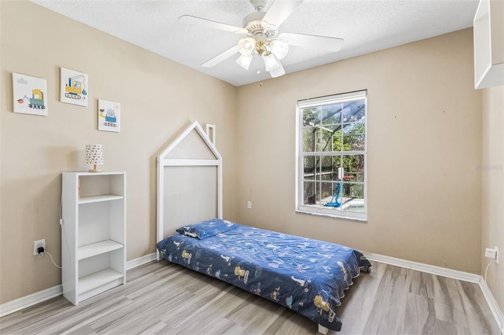 For Rent: $2,595 (3 beds, 2 baths, 1662 Square Feet)