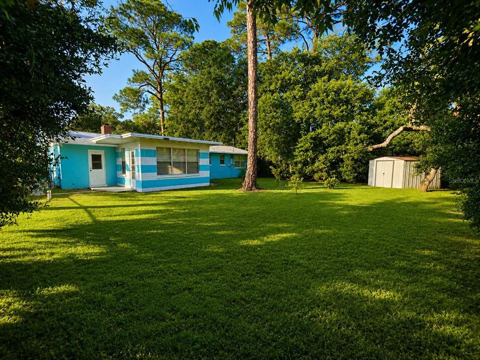 For Rent: $2,550 (4 beds, 2 baths, 2008 Square Feet)