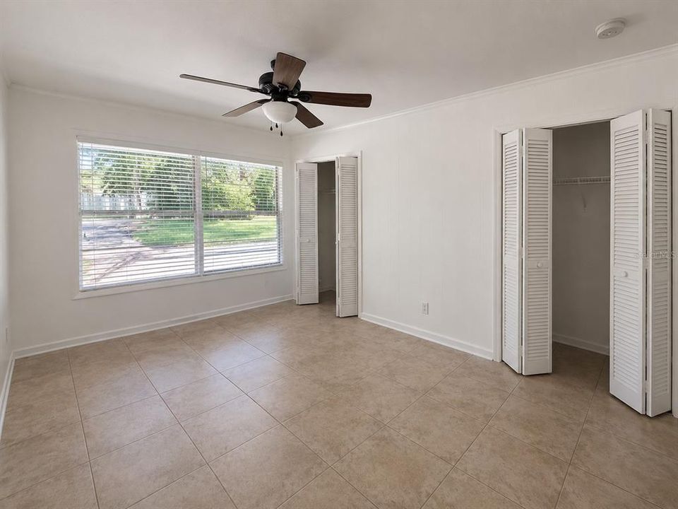 For Rent: $2,550 (4 beds, 2 baths, 2008 Square Feet)