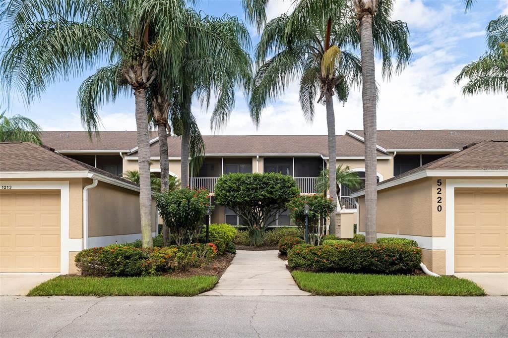 For Sale: $329,000 (2 beds, 2 baths, 1684 Square Feet)