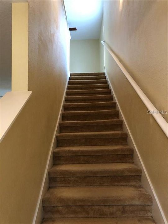 For Rent: $2,250 (3 beds, 2 baths, 1828 Square Feet)