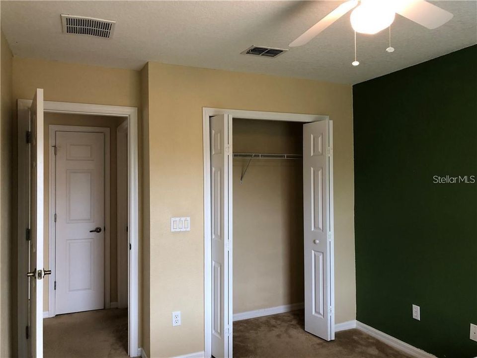 For Rent: $2,250 (3 beds, 2 baths, 1828 Square Feet)