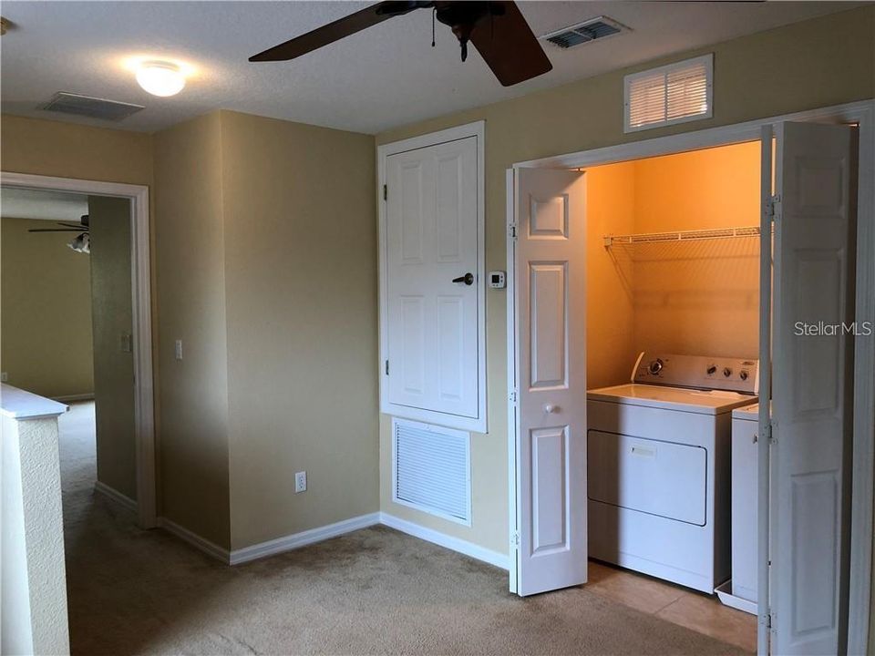 For Rent: $2,250 (3 beds, 2 baths, 1828 Square Feet)