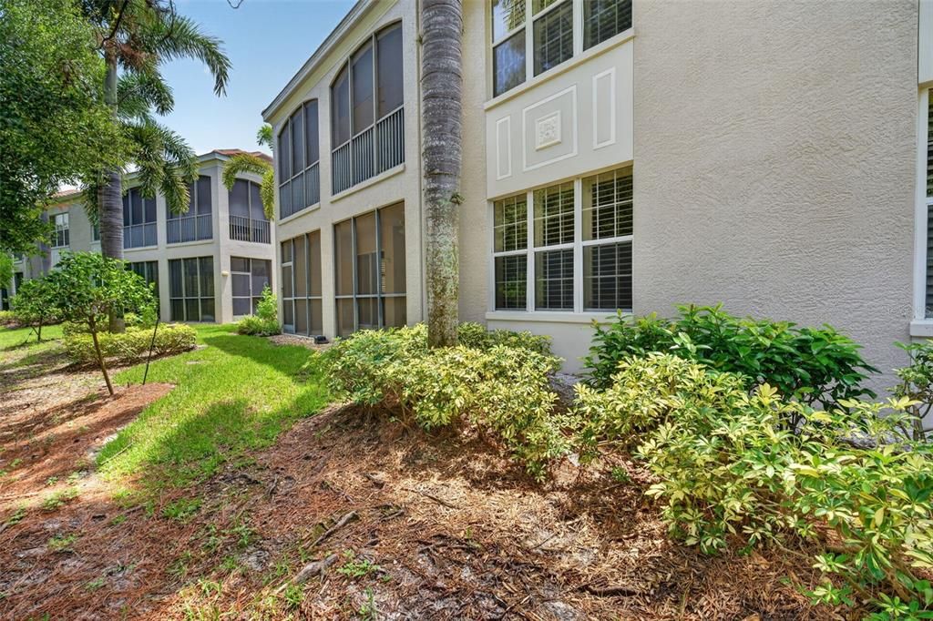 For Sale: $475,000 (3 beds, 2 baths, 1798 Square Feet)