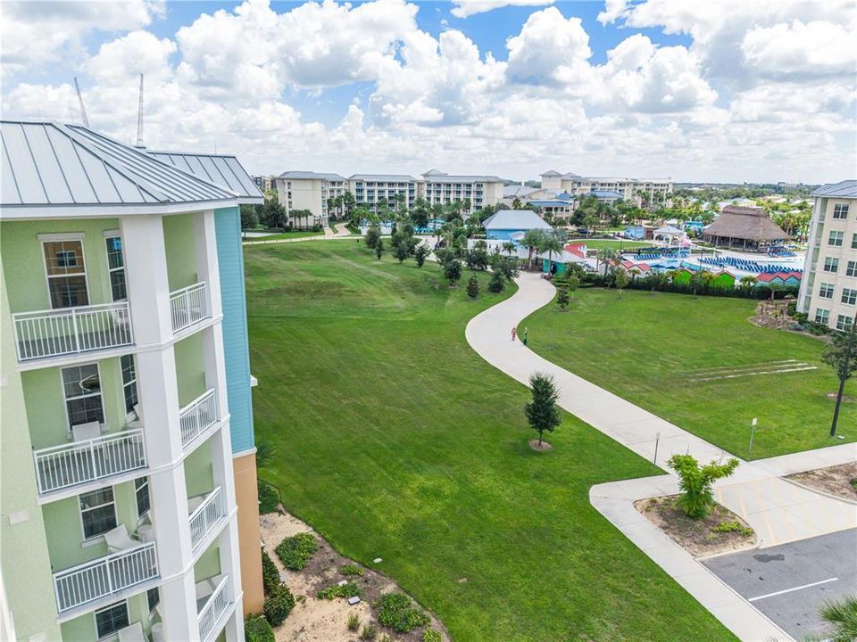 For Sale: $359,900 (2 beds, 2 baths, 1163 Square Feet)