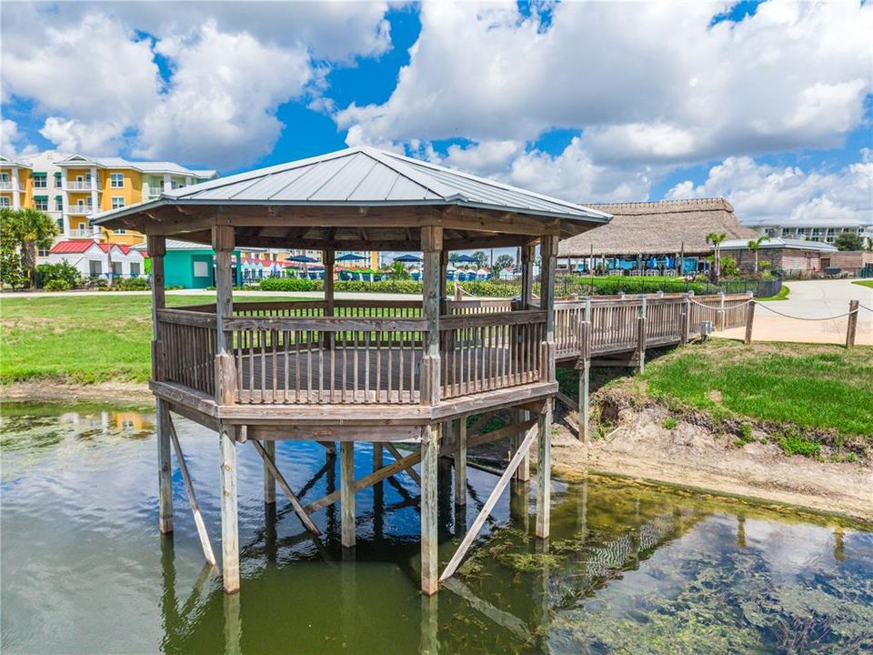 For Sale: $359,900 (2 beds, 2 baths, 1163 Square Feet)
