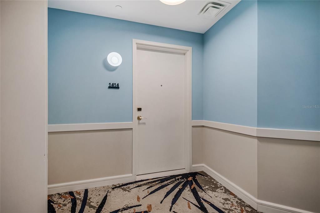 For Sale: $359,900 (2 beds, 2 baths, 1163 Square Feet)