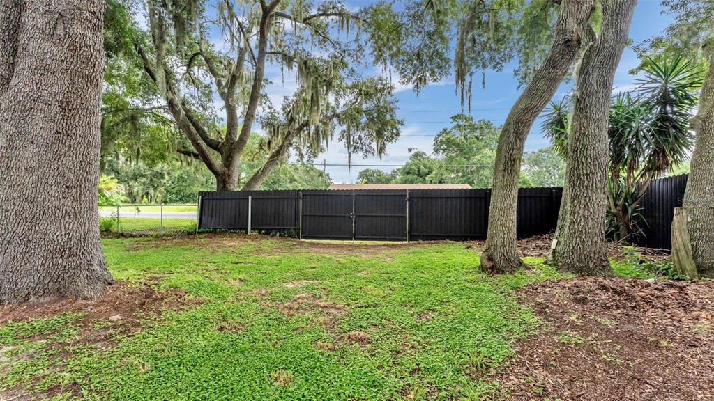 En Venta: $232,000 (2 camas, 2 baños, 1056 Pies cuadrados)