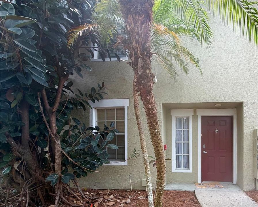 For Rent: $2,750 (3 beds, 2 baths, 1497 Square Feet)