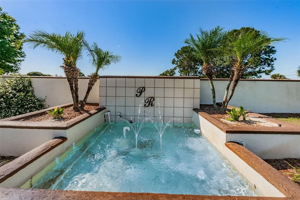 For Rent: $1,600 (2 beds, 2 baths, 1038 Square Feet)