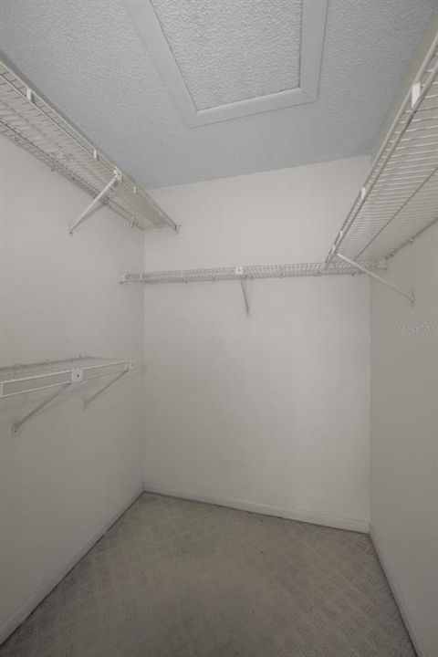 For Rent: $1,600 (2 beds, 2 baths, 1038 Square Feet)