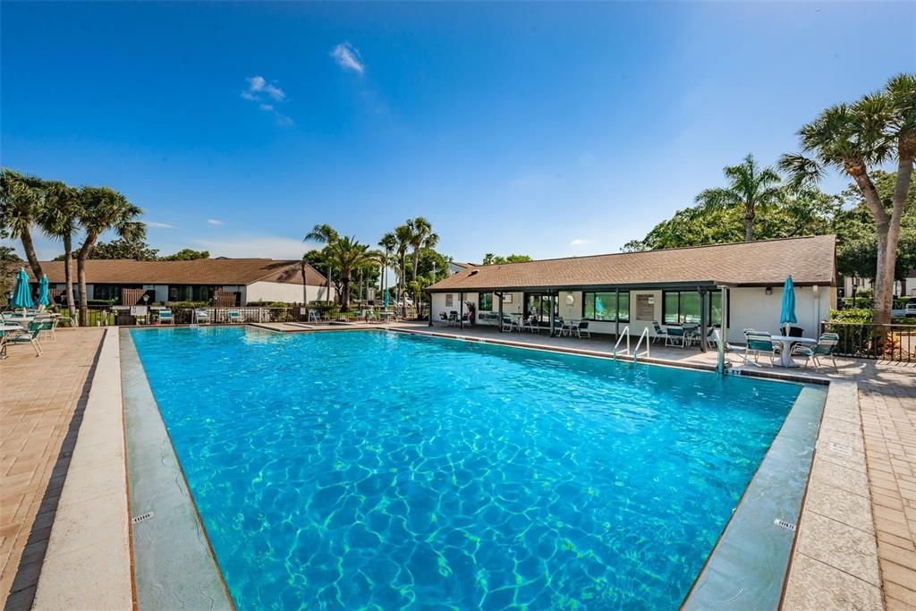For Rent: $1,600 (2 beds, 2 baths, 1038 Square Feet)