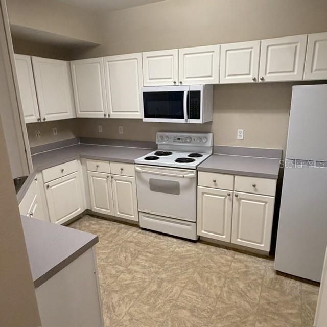 For Rent: $1,595 (2 beds, 2 baths, 1205 Square Feet)