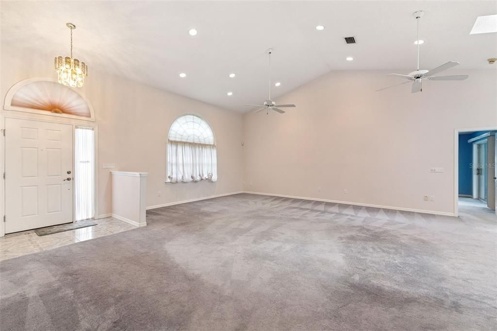 For Sale: $535,000 (3 beds, 2 baths, 2578 Square Feet)