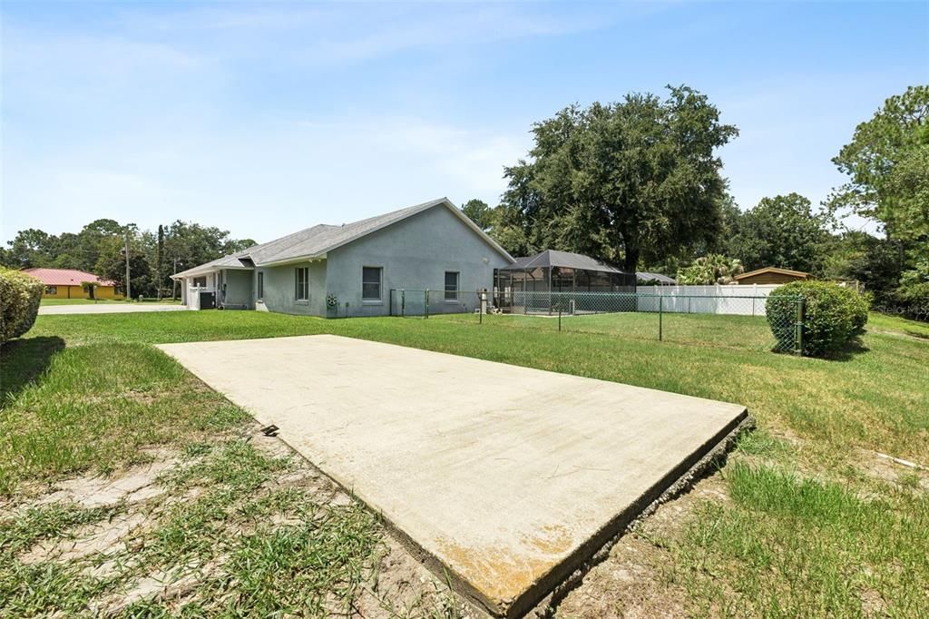 For Sale: $535,000 (3 beds, 2 baths, 2578 Square Feet)