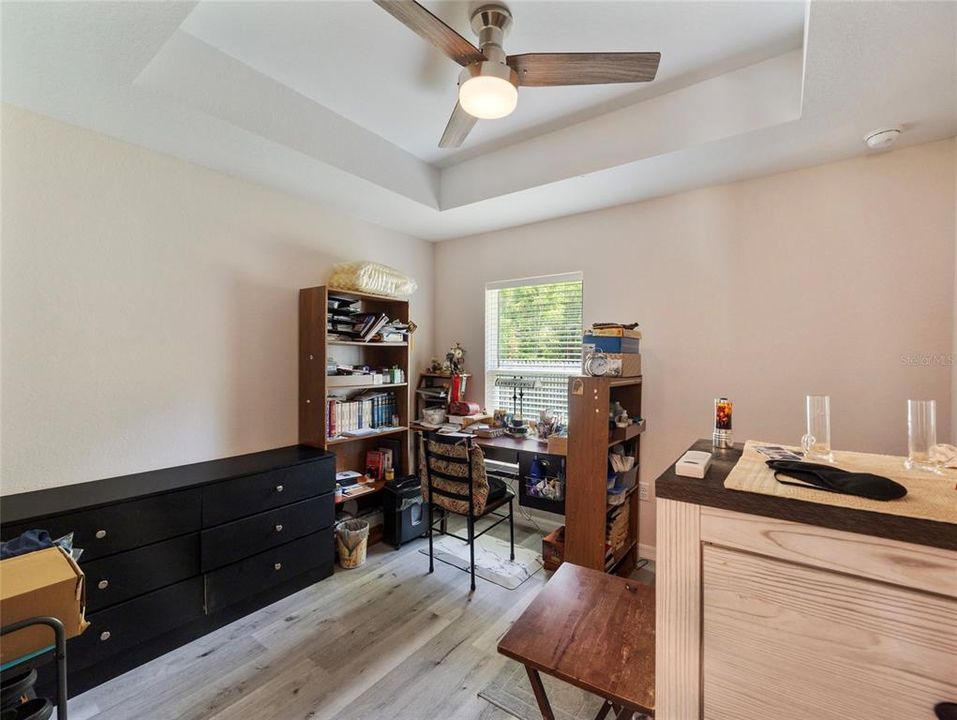 For Sale: $280,000 (3 beds, 2 baths, 1525 Square Feet)